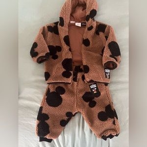 ZARA DISNEY MICKEY OUTFIT